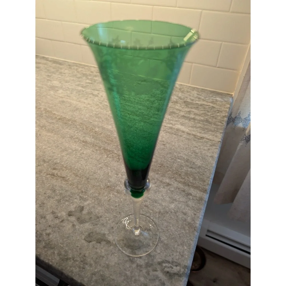 Lenox Crystal EMERALD Green Champagne Flute, Etched‎ Holly